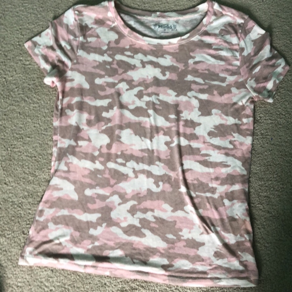 Pink camo print shirt
